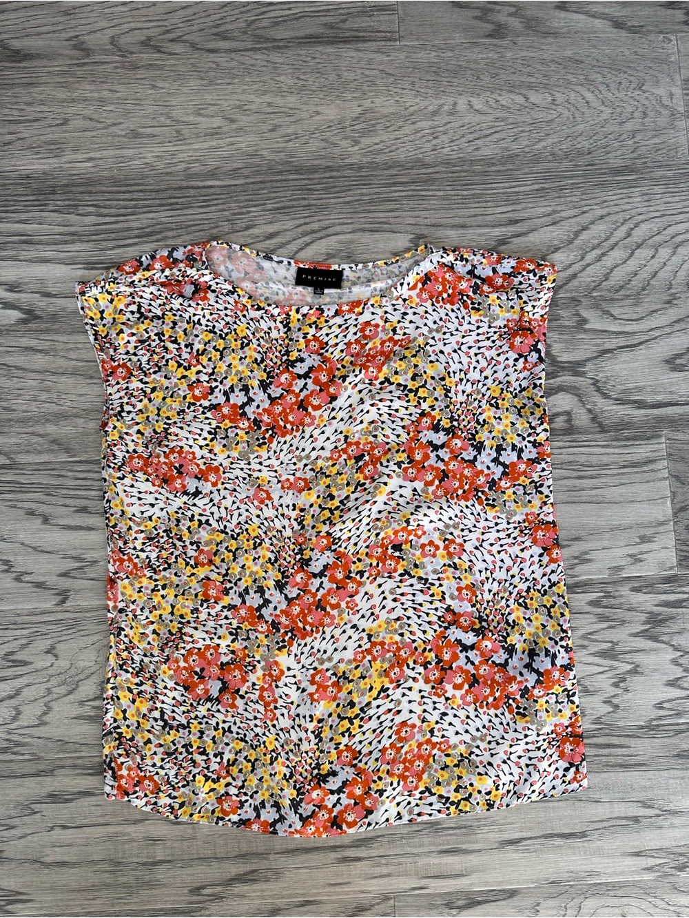 Premise Floral Scoop Neck Blouse in Orange and Yellow